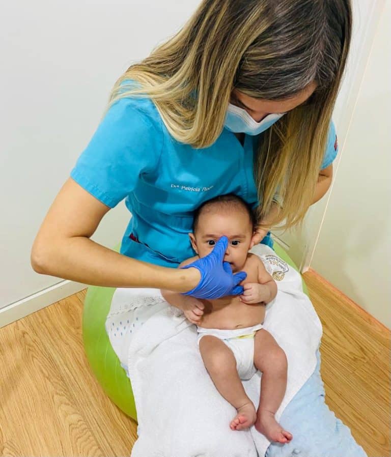 Avaliação da cavidade oral, tratamento maciço facial